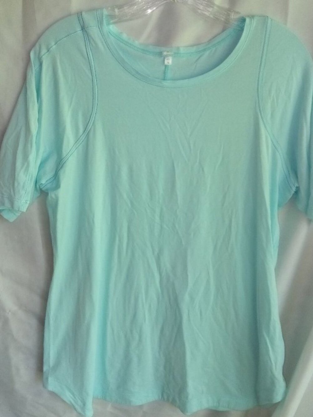 Beautiful M Mint Green Nylon Athletic Shirt Top